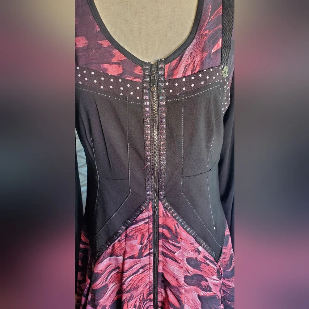 C'fait Pour Vous Black and Pink Long Sleeve Dress Size M - Picture 6 of 8